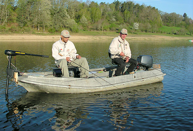 Verticale : action de pêche