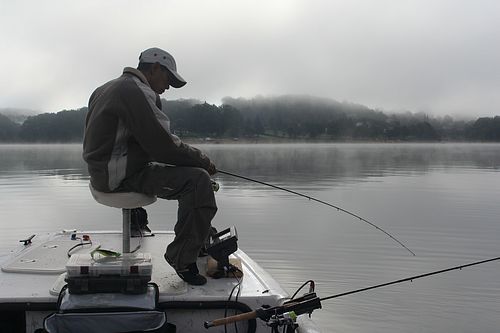 Faut-il choisir une canne à pêche spinning ou casting pour la